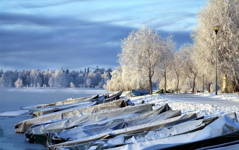 Hivernage d’un bateau : Quelles protections d’assurance faut-il vérifier avant l’hiver?